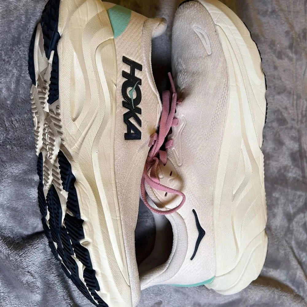 Hoka Arahi 8 Womens 9 Running Shoes Rose Cream Mint Stability 1168691 RCRM